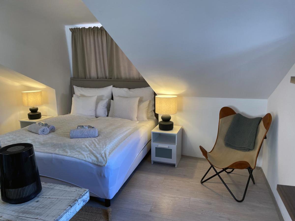 Fredys Apartments Stari Grad  Exteriér fotografie